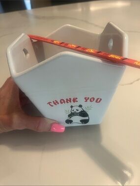Ceramic 'Thank You' Panda Takeout Box - White